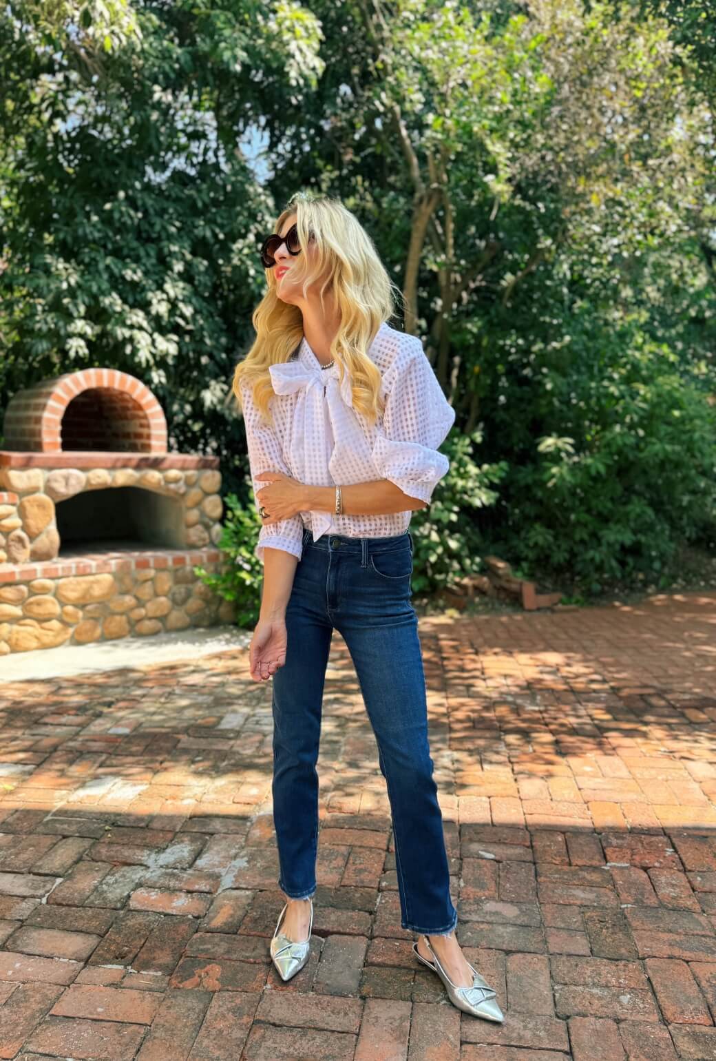 Classic Straight Leg Jeans - Everyday Wash - BURU