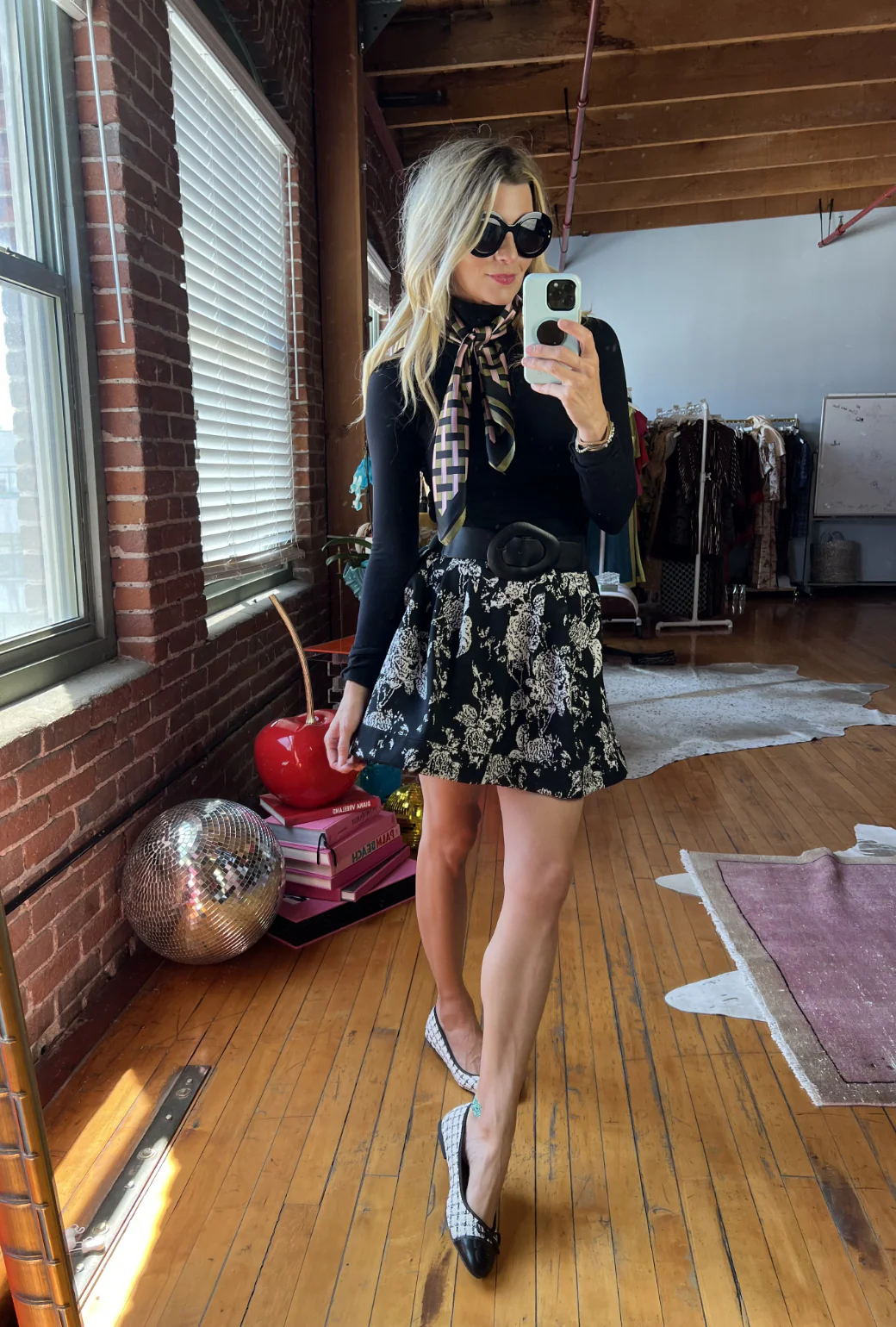 Long Sleeve Mock Turtleneck - Black - BURU