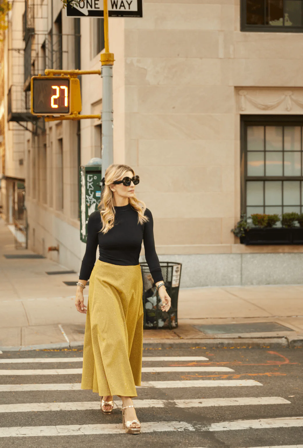 Cropped Long Sleeve Mock Turtleneck - Black - BURU