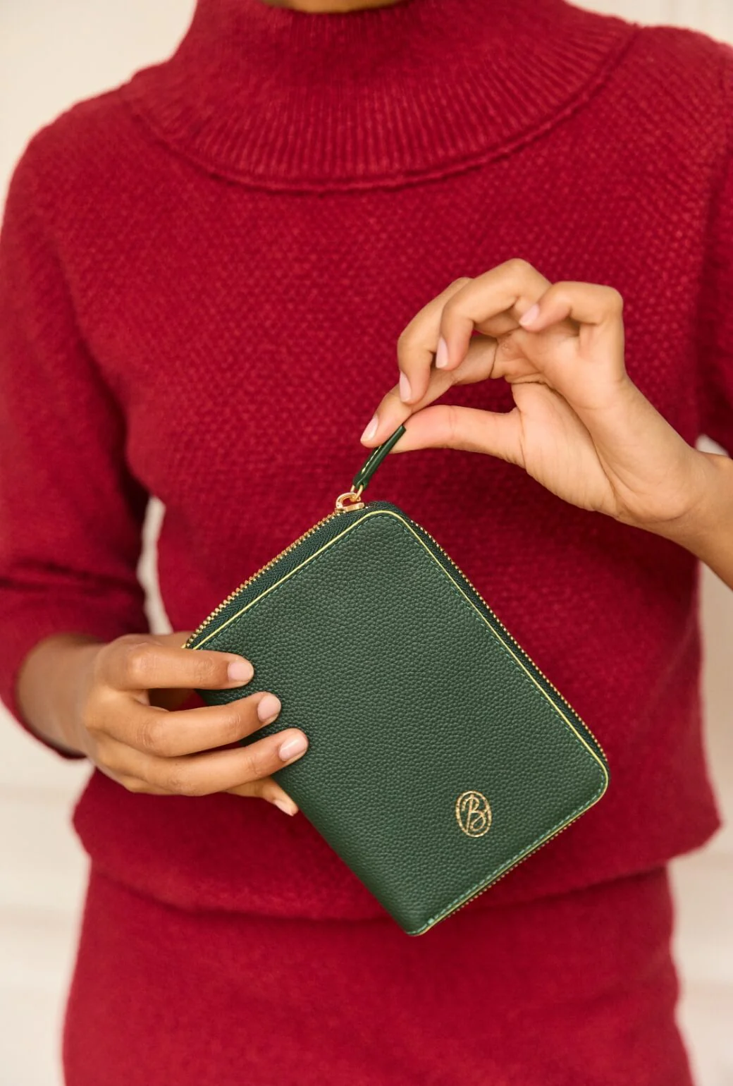 The Party of Five Travel Wallet - Deep Green - BURU