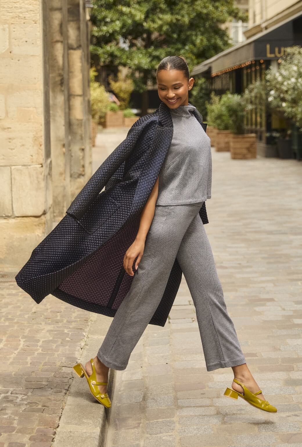 Short Sleeve Mod Top - Navy Knit - BURU