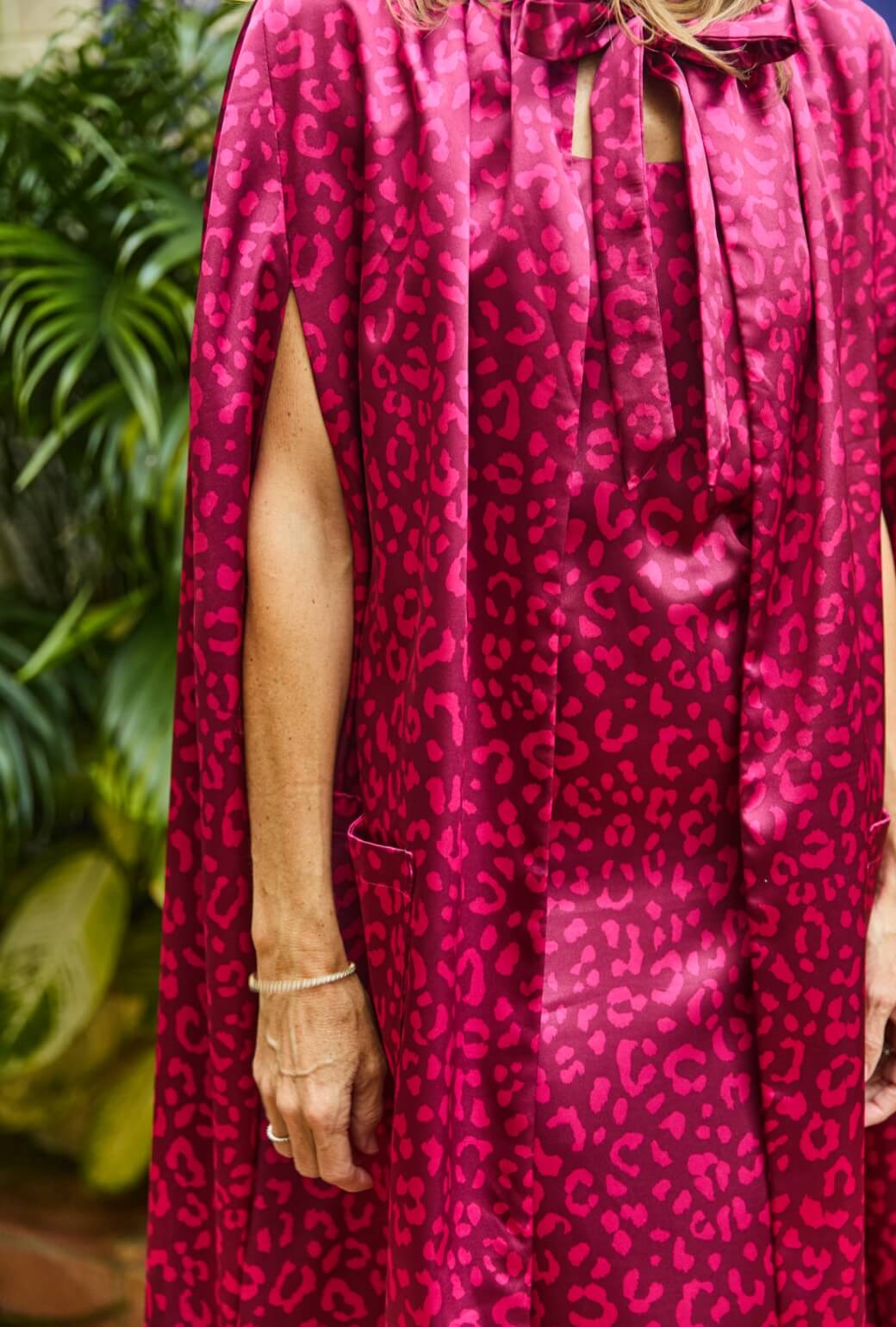 The Caselotti Cloak - Pink Cheetah - BURU