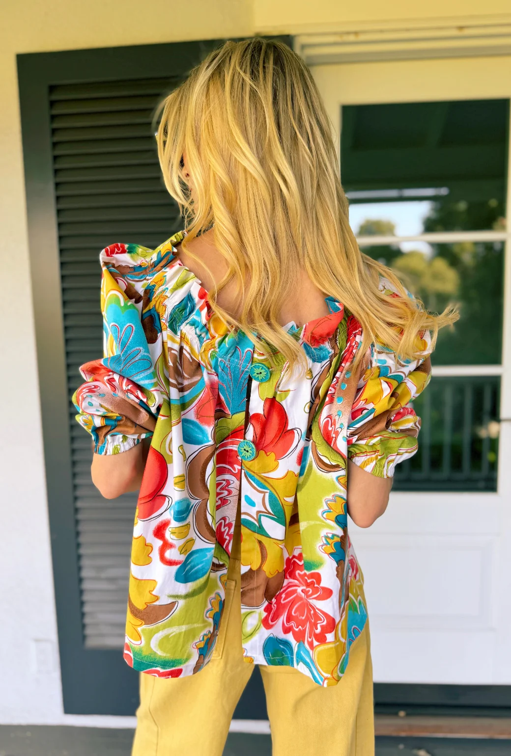 Button Back Bettie Ann Blouse - Graffiti - BURU